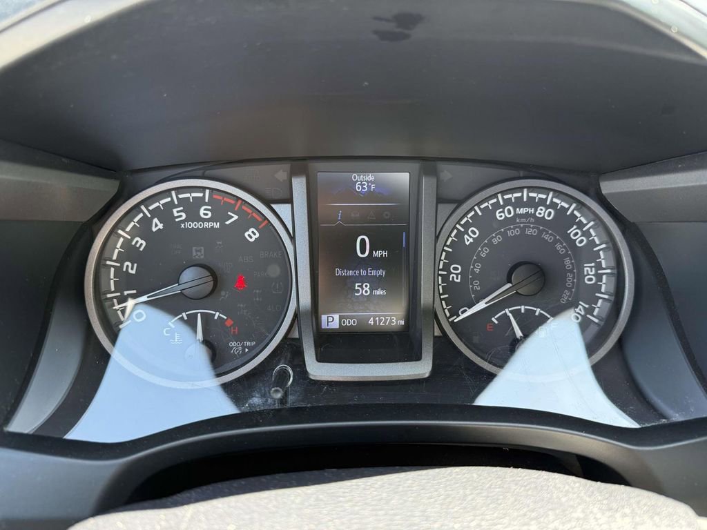 Used 2021 Toyota Tacoma TRD Off-Road AWD/4WD image 13