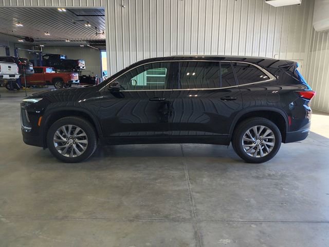 Used 2025 Buick Enclave Preferred AWD/4WD image 6