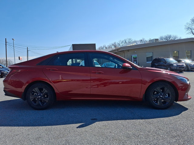 Certified 2023 Hyundai Elantra SEL image 7