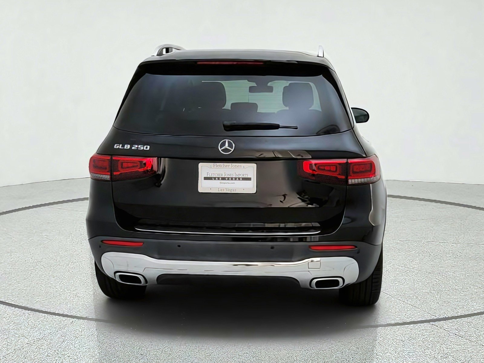 Used 2023 Mercedes-Benz GLB 250 image 10