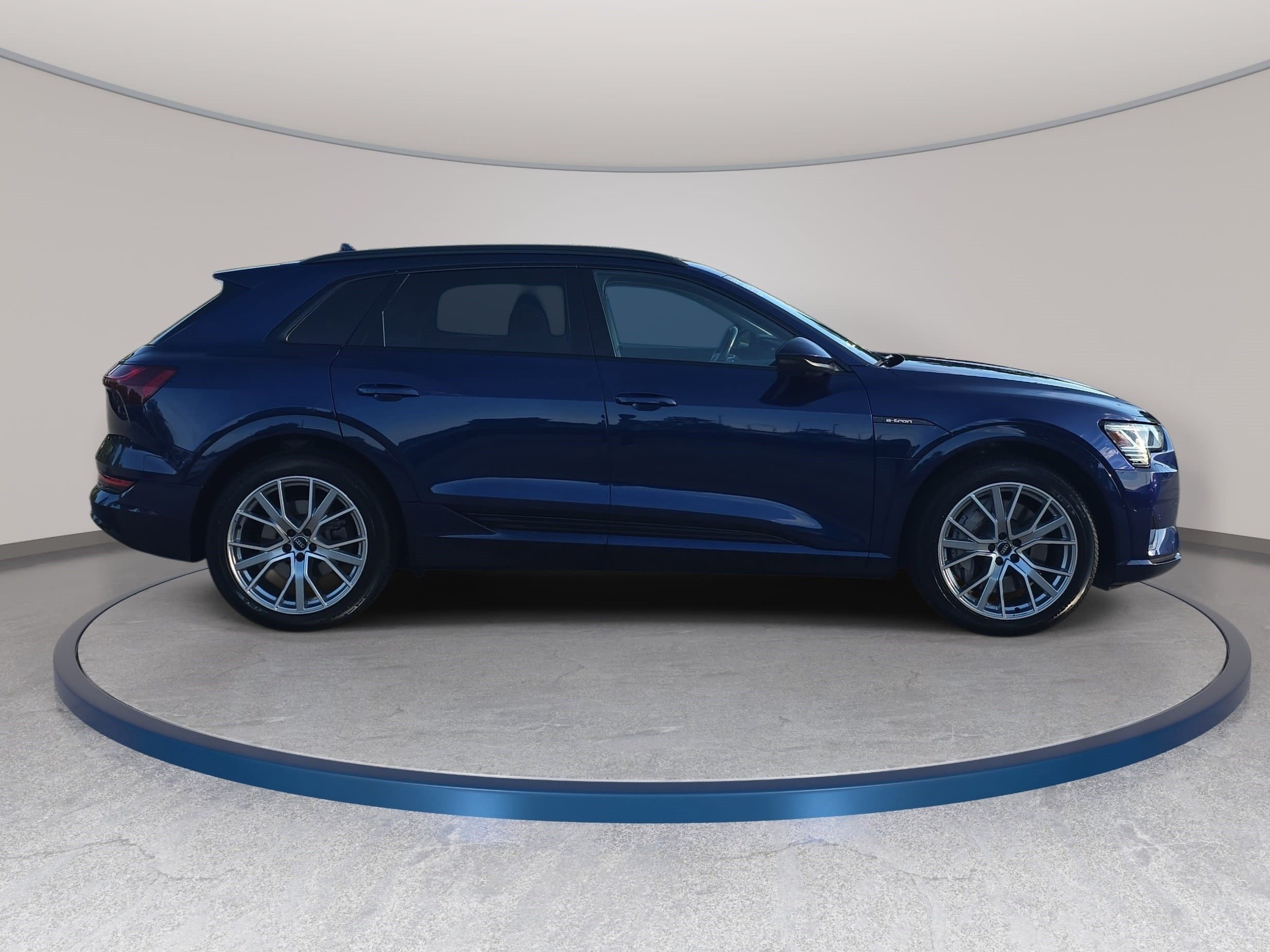 Used 2021 Audi e-tron Prestige w/ Prestige Package AWD/4WD image 4
