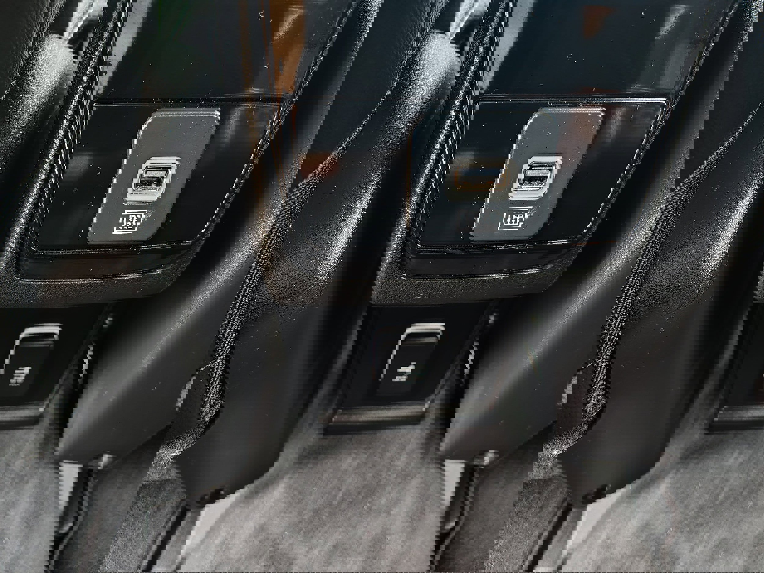 Used 2024 Jeep Compass Latitude image 23