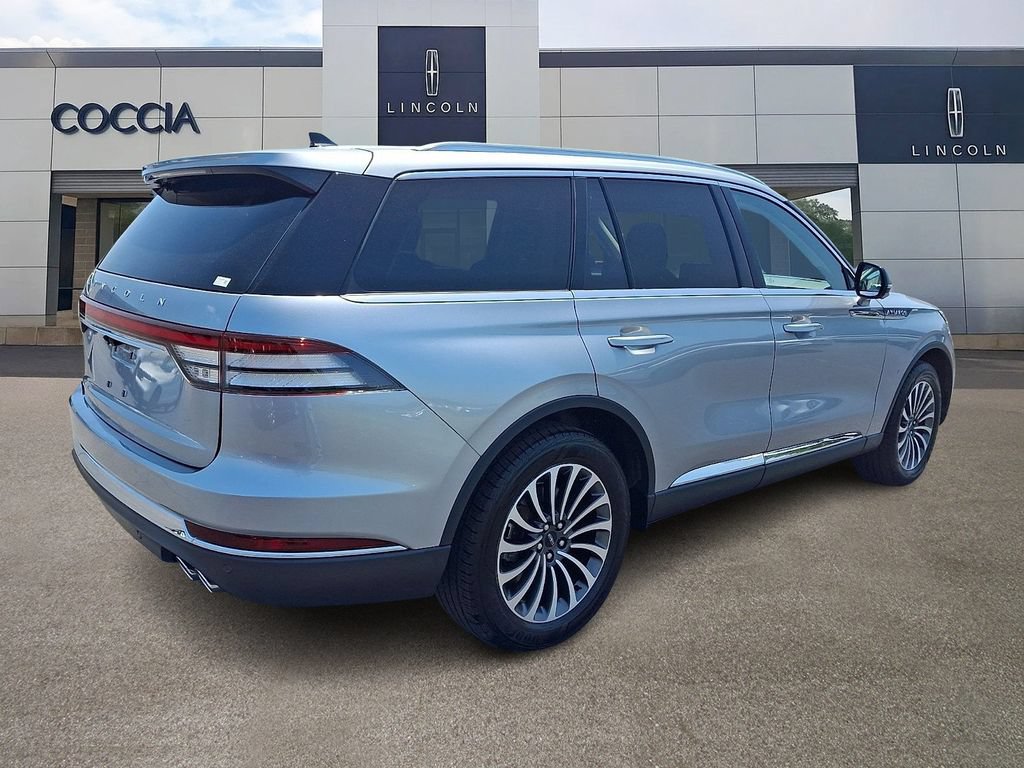 Certified 2023 Lincoln Aviator Reserve w/ Elements Package Plus AWD/4WD image 4