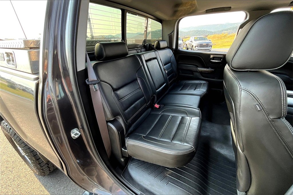 Used 2015 GMC Sierra 3500 Denali w/ Duramax Plus Package image 28