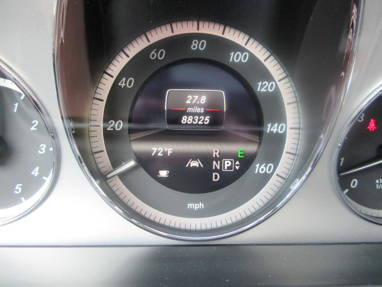 Used 2013 Mercedes-Benz E 350 4MATIC Wagon image 4
