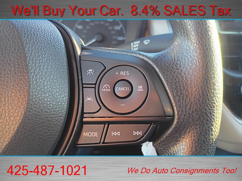 Used 2024 Toyota Corolla LE FWD image 23