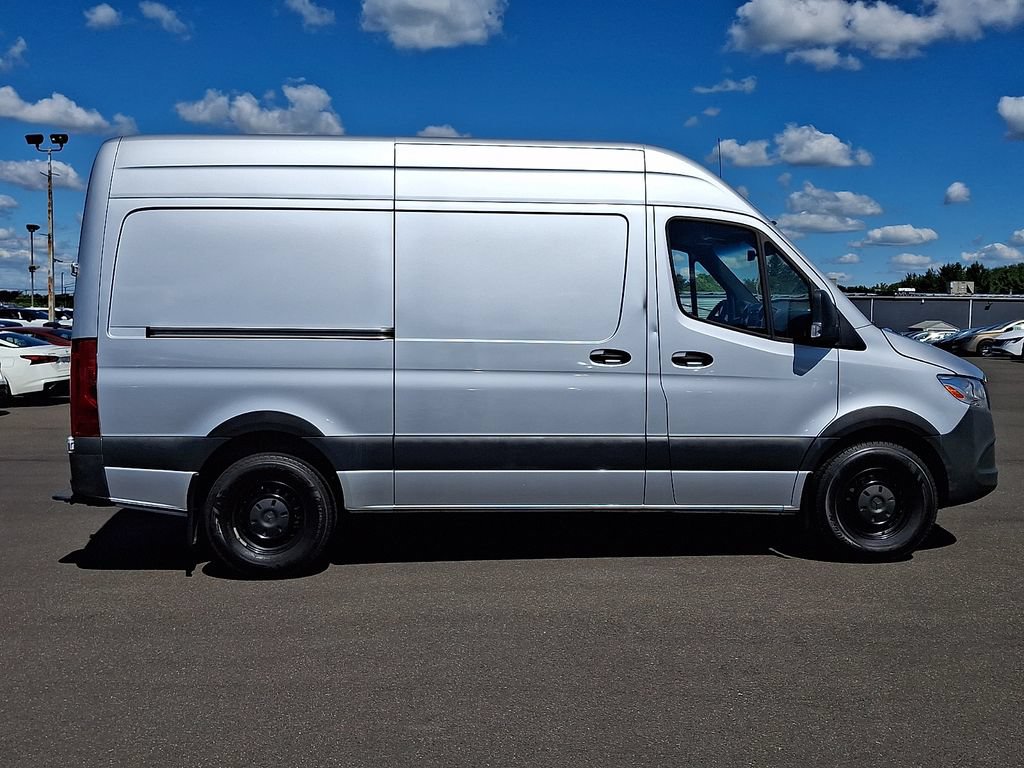 Used 2021 Mercedes-Benz Sprinter 2500 w/ Driver Convenience Package image 7