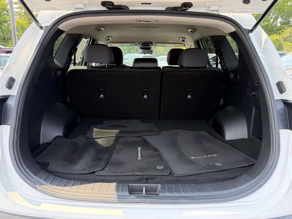 Certified 2023 Hyundai Santa Fe SE AWD/4WD image 6
