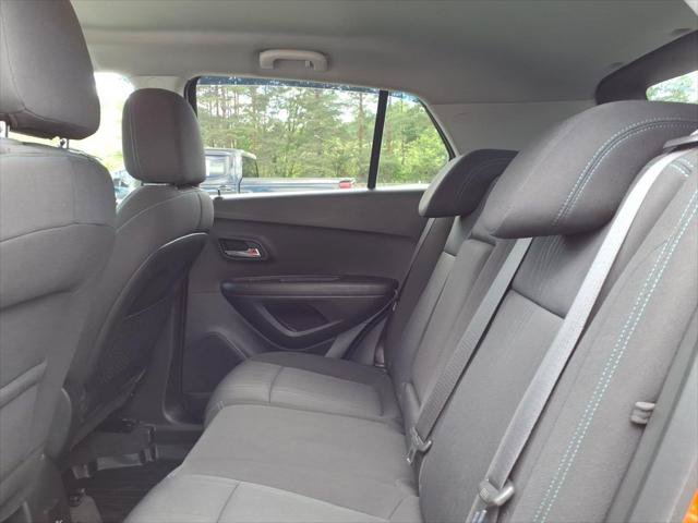 Used 2016 Chevrolet Trax LT AWD/4WD image 10
