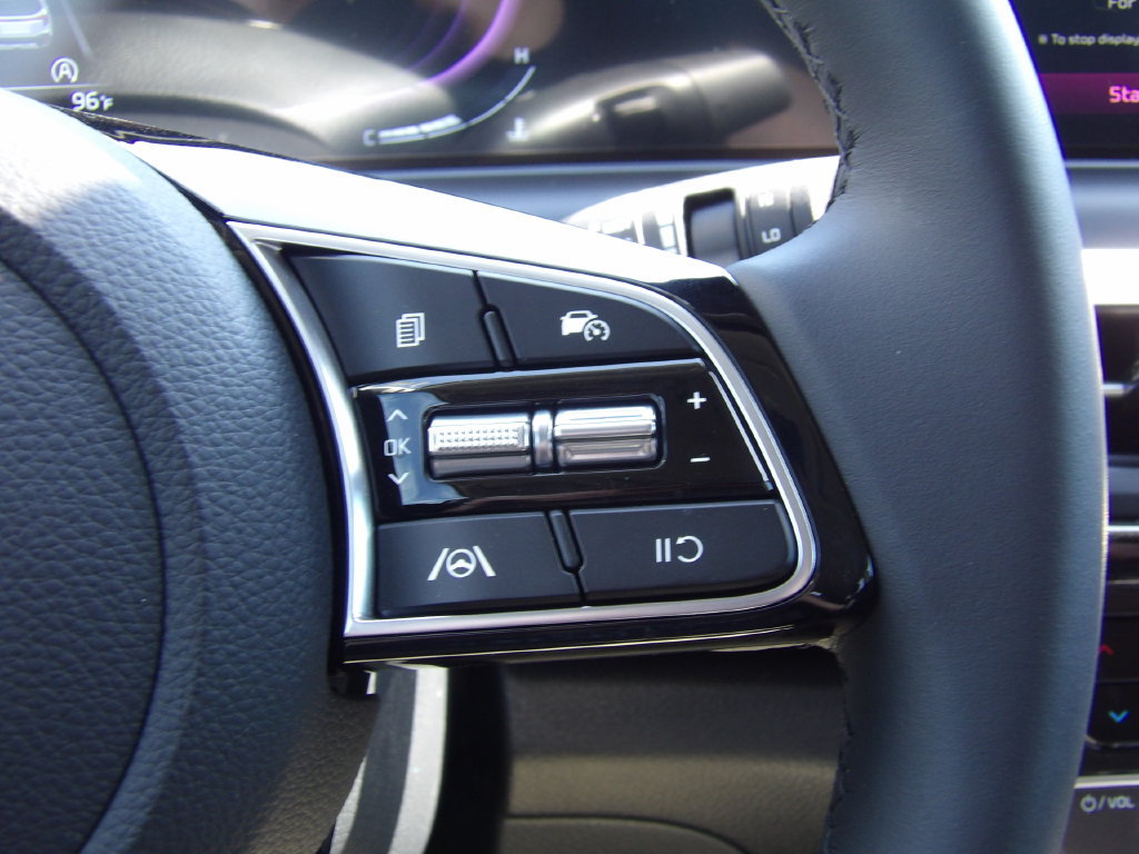 New 2026 Kia Seltos S FWD image 15
