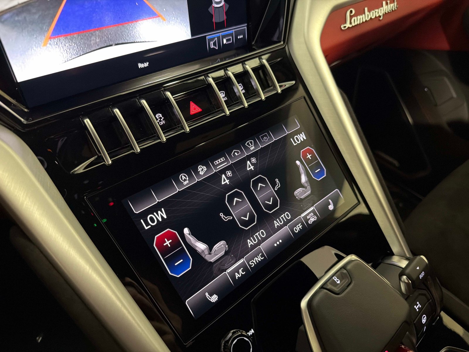 Used 2023 Lamborghini Urus S AWD/4WD image 44