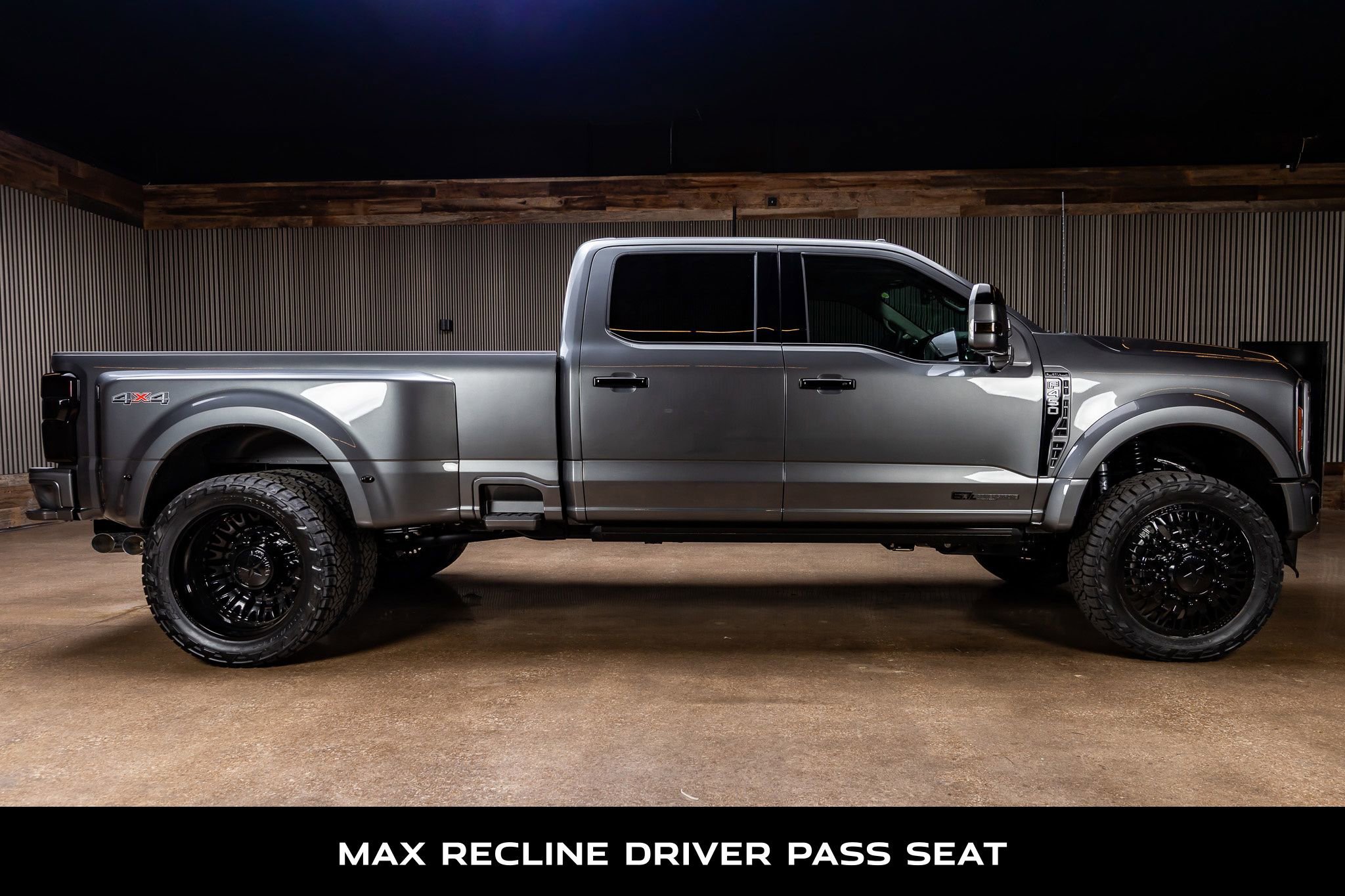 Used 2026 Ford F450 Platinum w/ Platinum Plus Package image 10