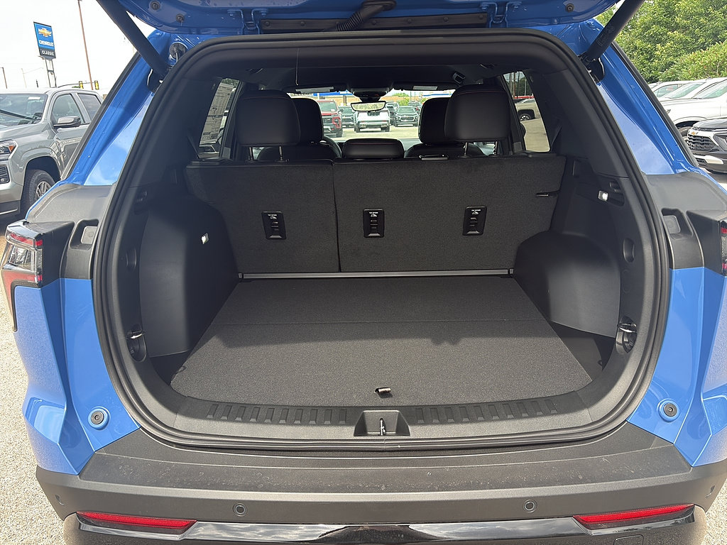 New 2027 Chevrolet Equinox RS w/ Safety and Technology Package FWD image 14