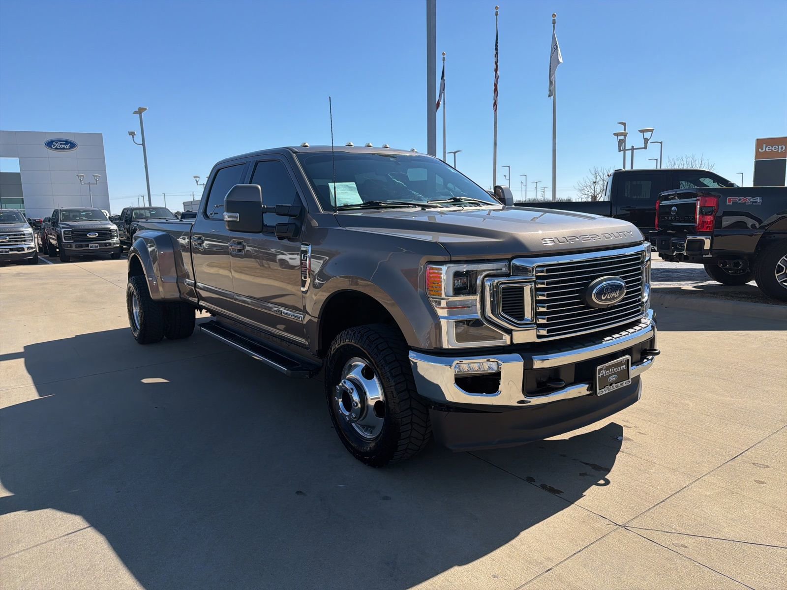 Used 2022 Ford F350 Lariat w/ Lariat Ultimate Package image 8
