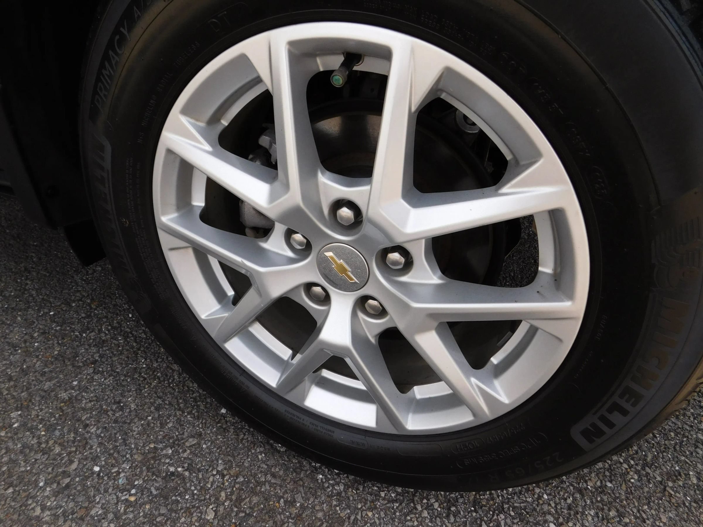 Used 2023 Chevrolet Equinox LS w/ LS Convenience Package FWD image 7