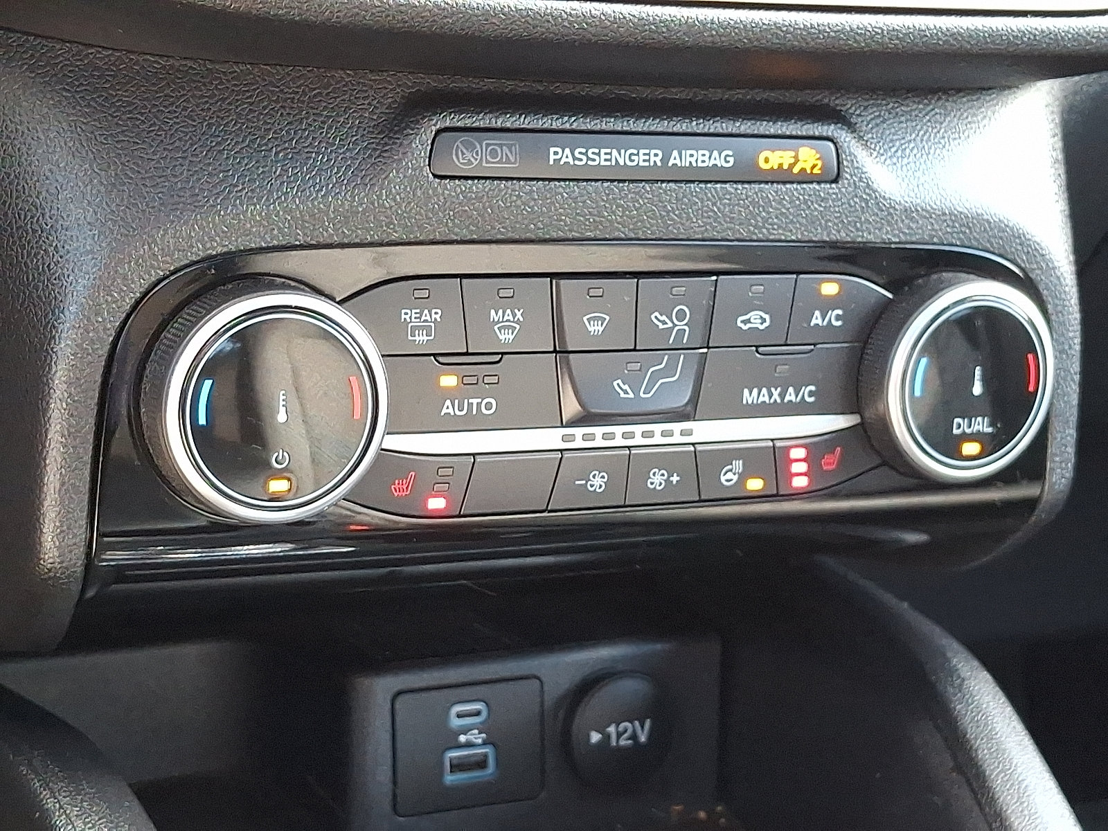 Used 2022 Ford Escape SE w/ Convenience Package AWD/4WD image 16