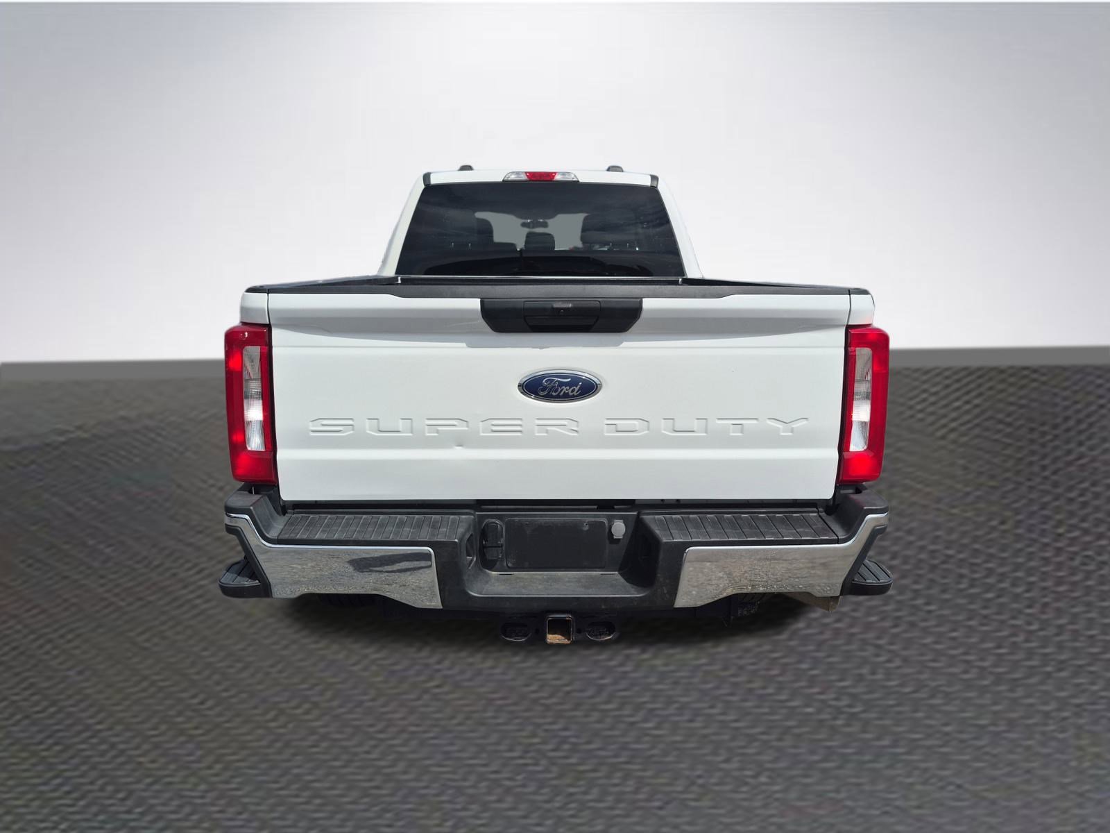 Used 2024 Ford F250 XLT image 6