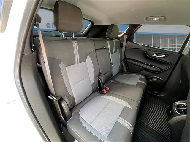 Used 2026 Chevrolet Blazer LT FWD image 13