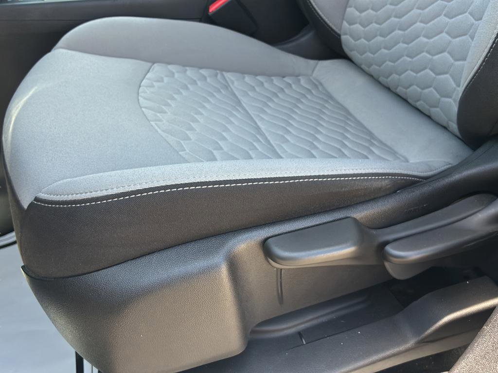Used 2018 Chevrolet Equinox LS FWD image 23