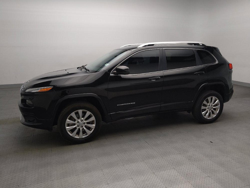 Used 2017 Jeep Cherokee Overland w/ Heavy Duty Protection Group AWD/4WD image 2