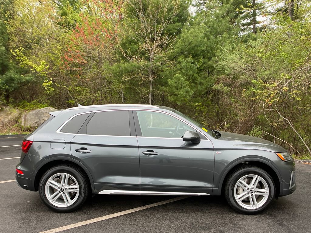 Used 2021 Audi Q5 e Premium Plus w/ Premium Plus Package AWD/4WD image 6