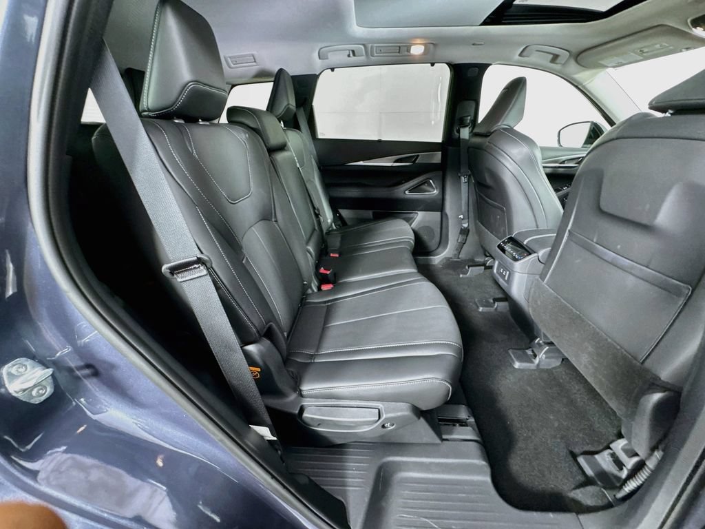 Certified 2026 INFINITI QX60 Luxe w/ Cargo Package FWD image 39