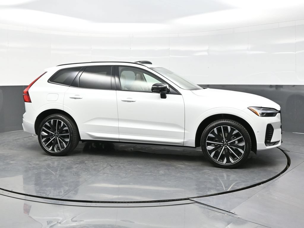 New 2026 Volvo XC60 B5 Ultra w/ Climate Package AWD/4WD image 8