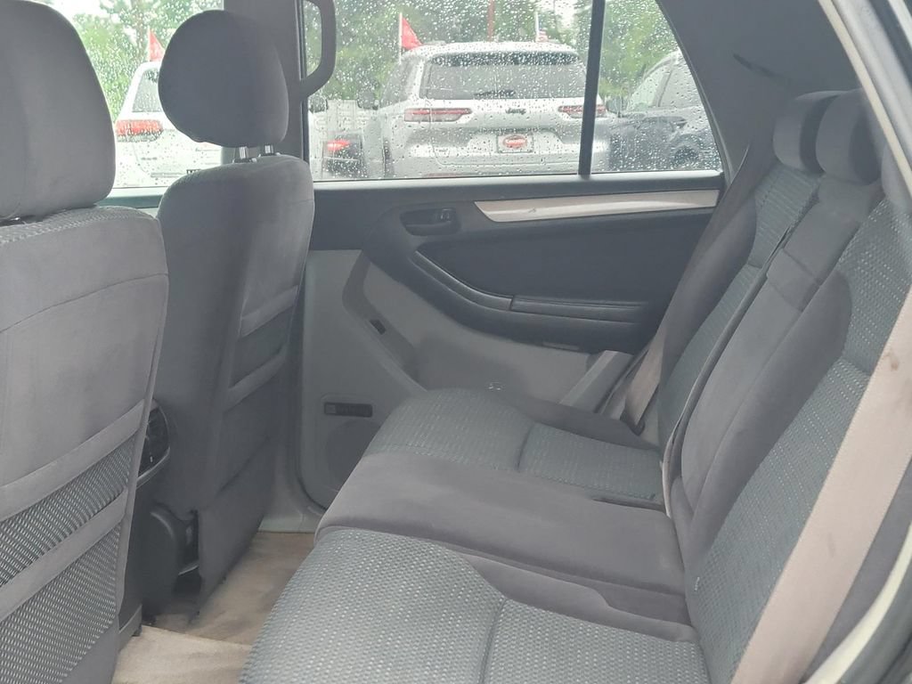 Used 2004 Toyota 4Runner 4WD image 15