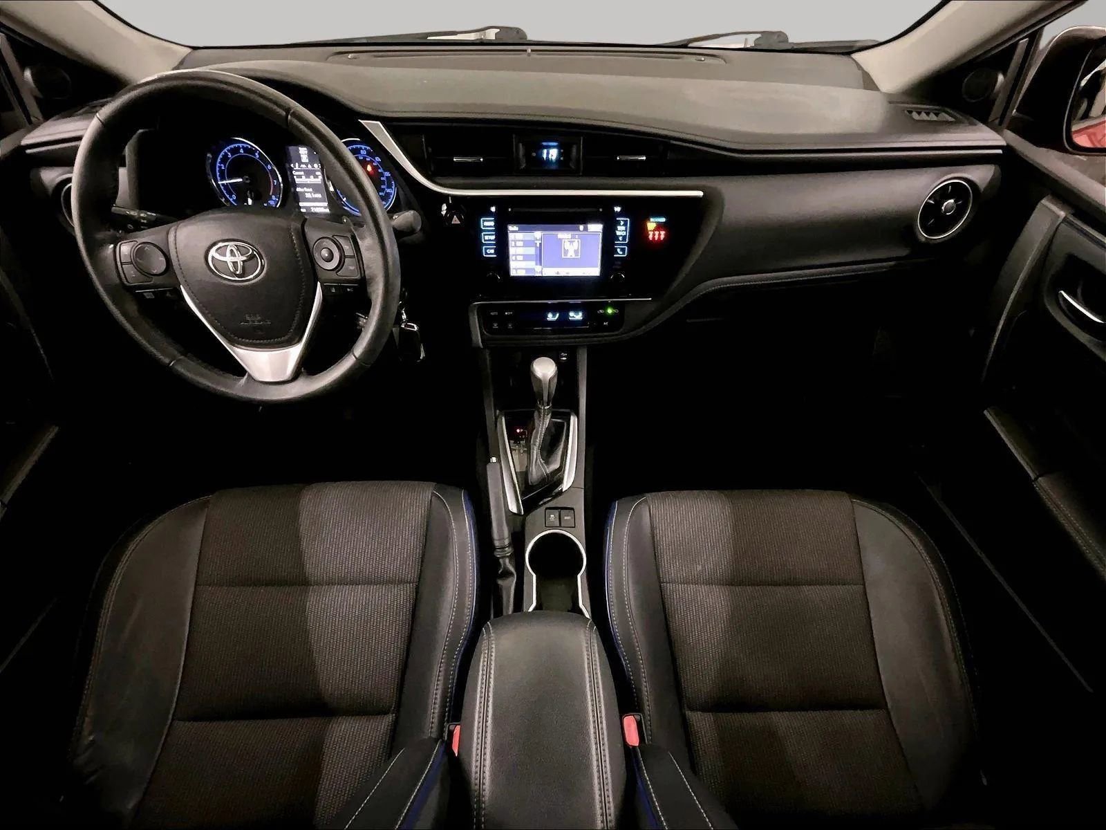 Used 2018 Toyota Corolla SE image 14