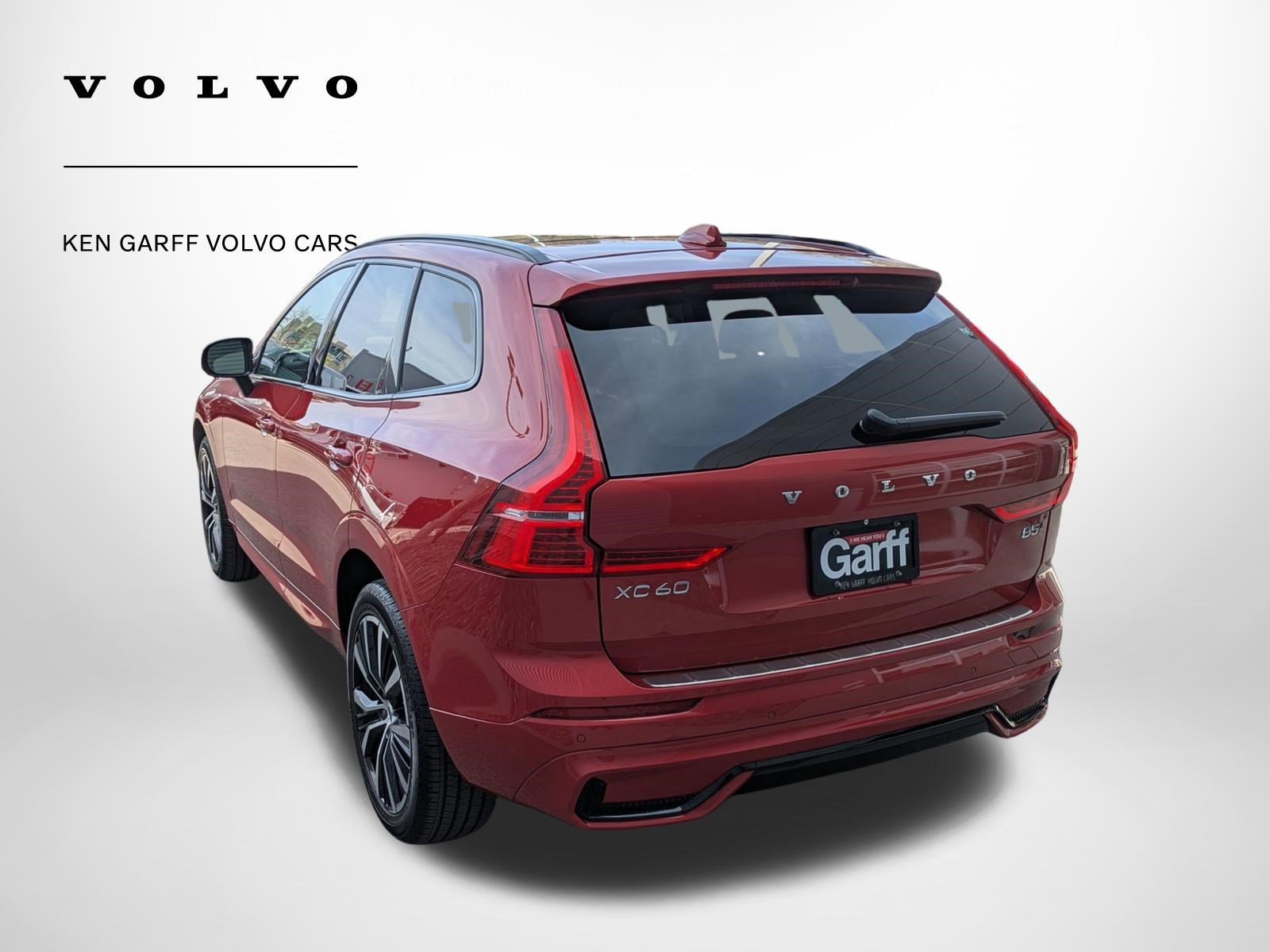 Used 2025 Volvo XC60 B5 Plus w/ Protection Package Premier image 5