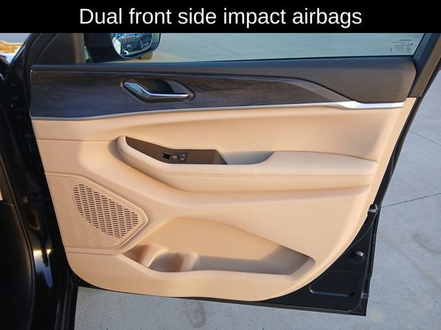 New 2025 Jeep Grand Cherokee Limited image 16