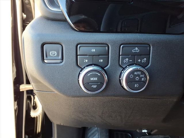 New 2026 GMC Sierra 3500 SLE w/ SLE Value Package image 17