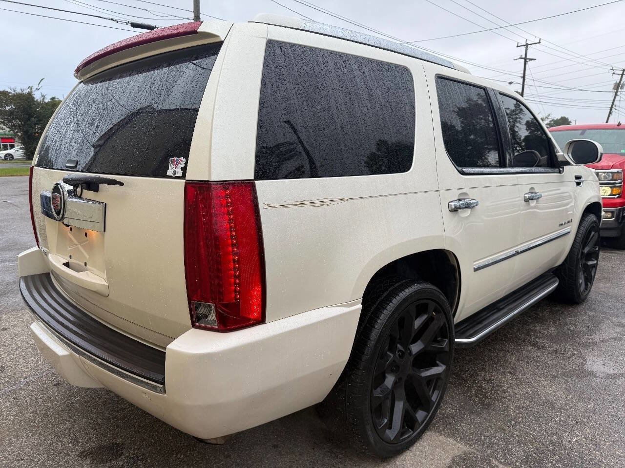 Used 2007 Cadillac Escalade 2WD w/ Information Package image 4