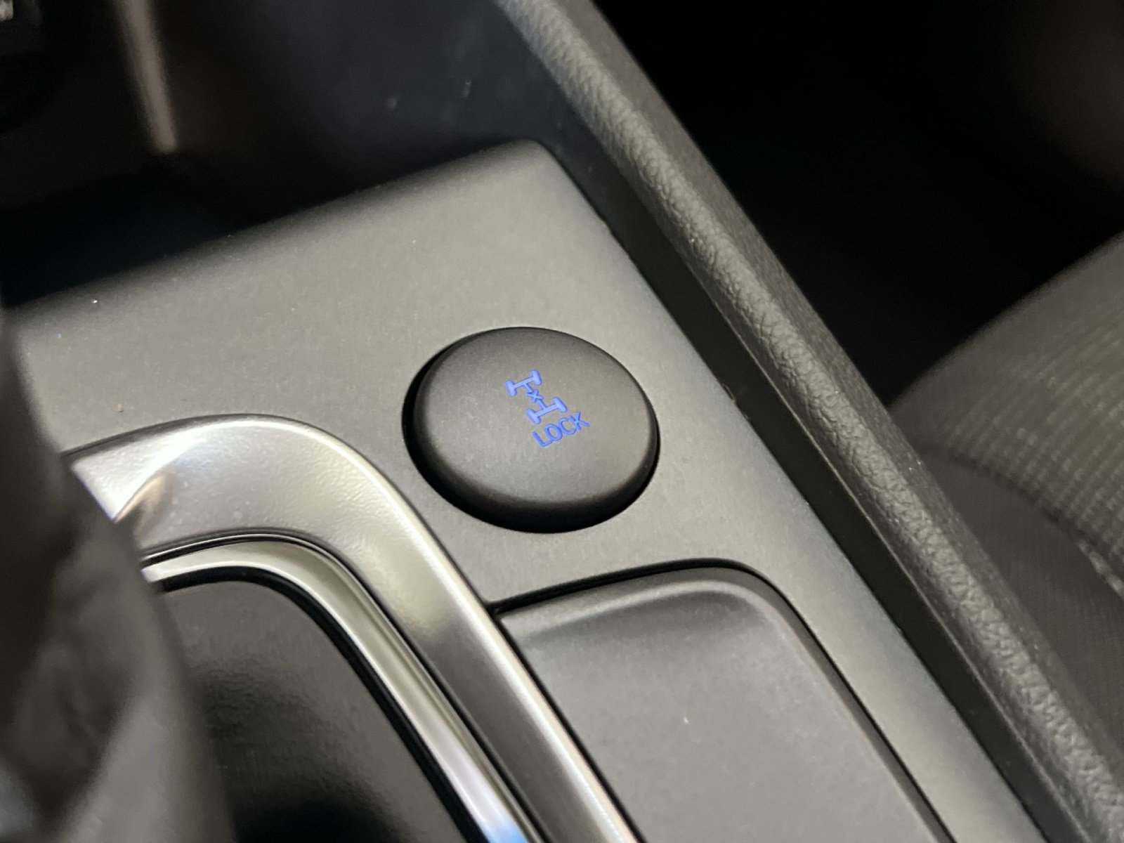 Used 2022 Hyundai Kona SEL AWD/4WD image 30