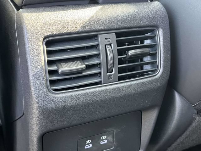 Used 2026 Nissan Rogue Dark Armor FWD image 20