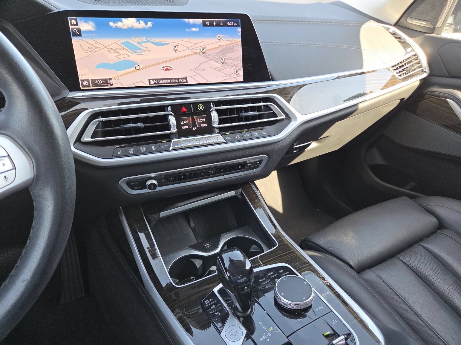 Used 2021 BMW X7 xDrive40i w/ Premium Package AWD/4WD image 31