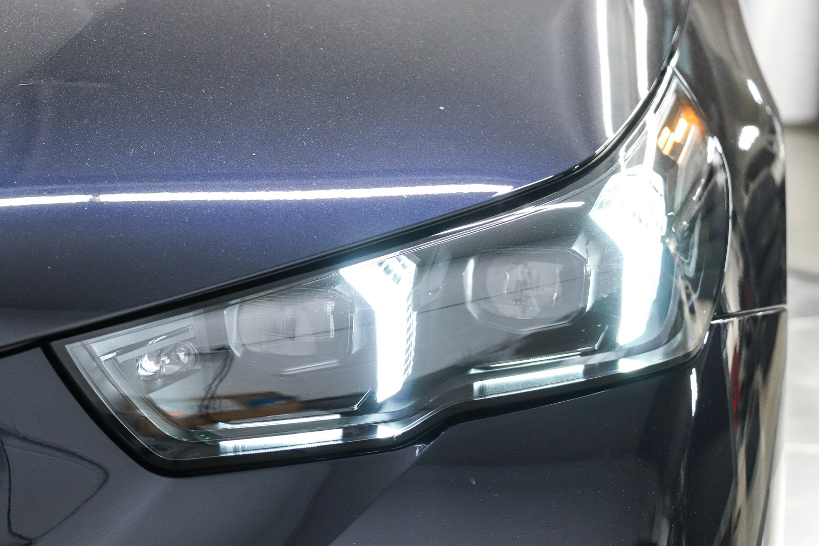 New 2027 BMW i5 eDrive40 w/ M Sport Package RWD image 9