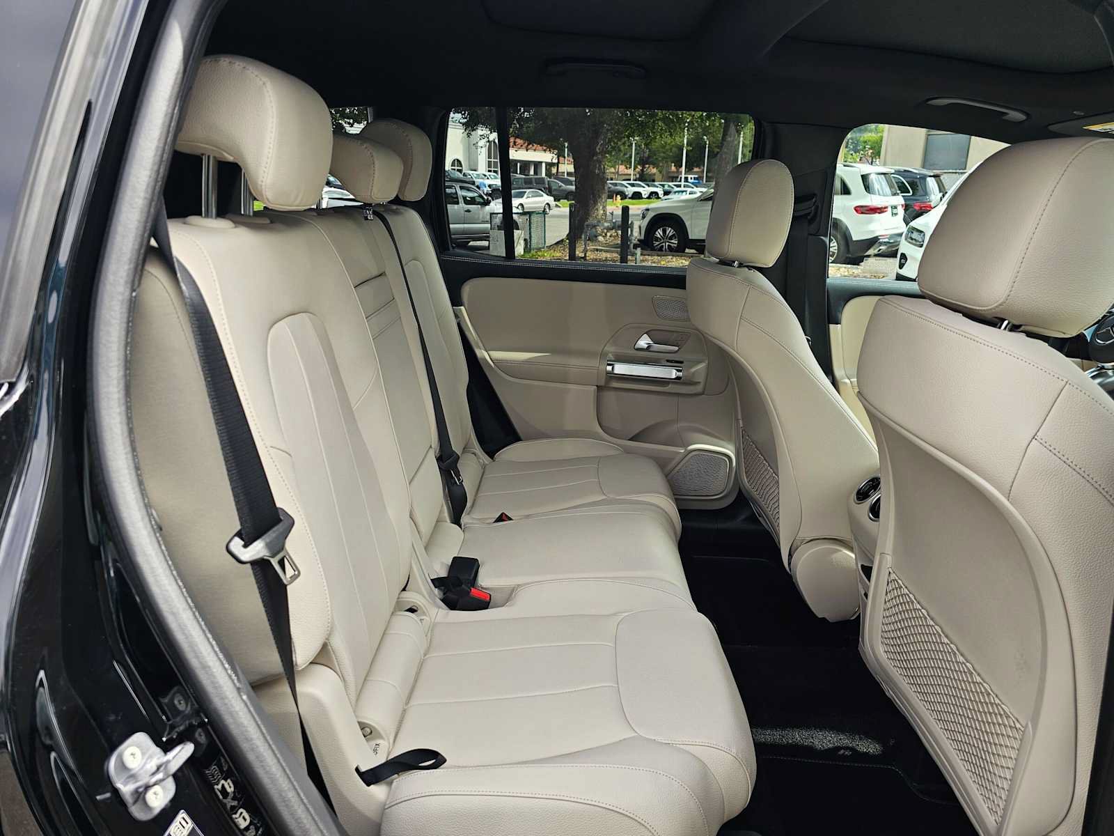 New 2026 Mercedes-Benz GLB 250 image 12