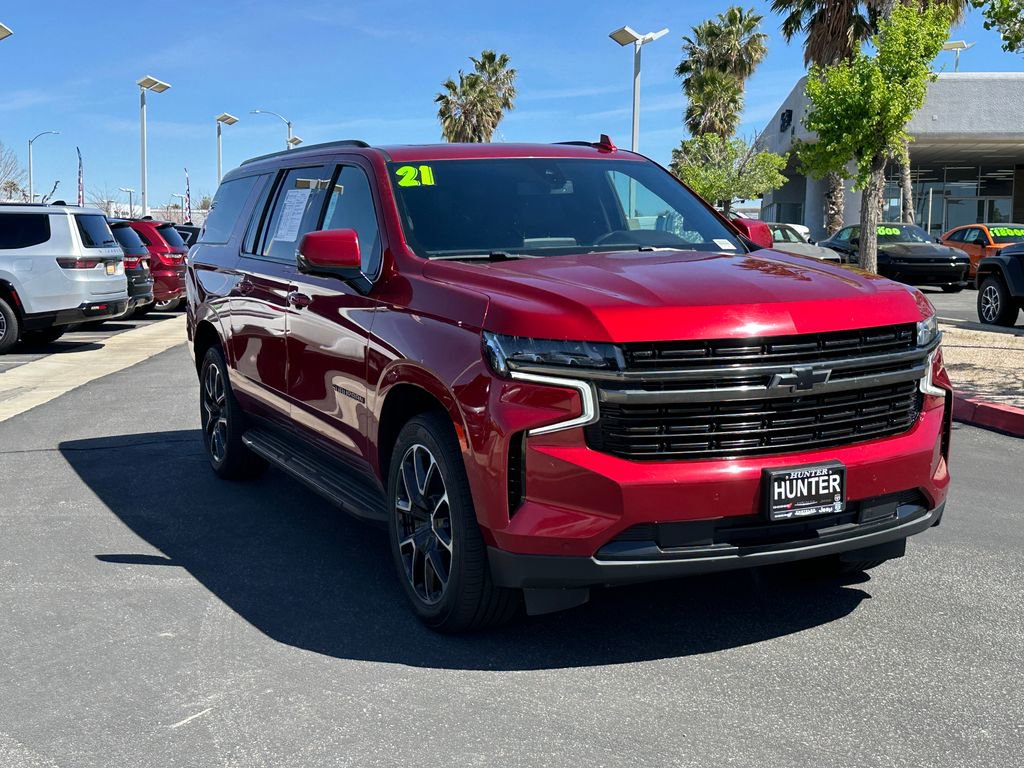 Used 2021 Chevrolet Suburban RST w/ Luxury Package image 10