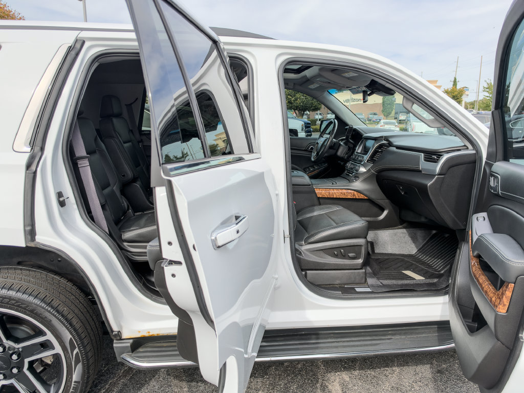 Used 2017 Chevrolet Tahoe Premier AWD/4WD image 10
