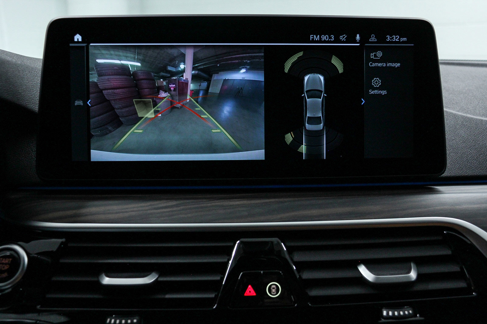 Certified 2023 BMW 530e 530e w/ Premium Package image 23