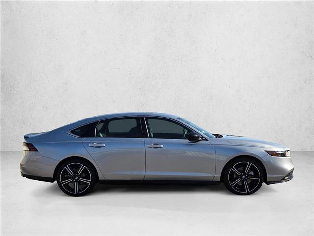 Used 2025 Honda Accord Sport image 4