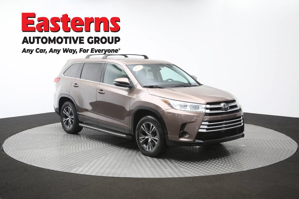 Used 2019 Toyota Highlander LE FWD image 48