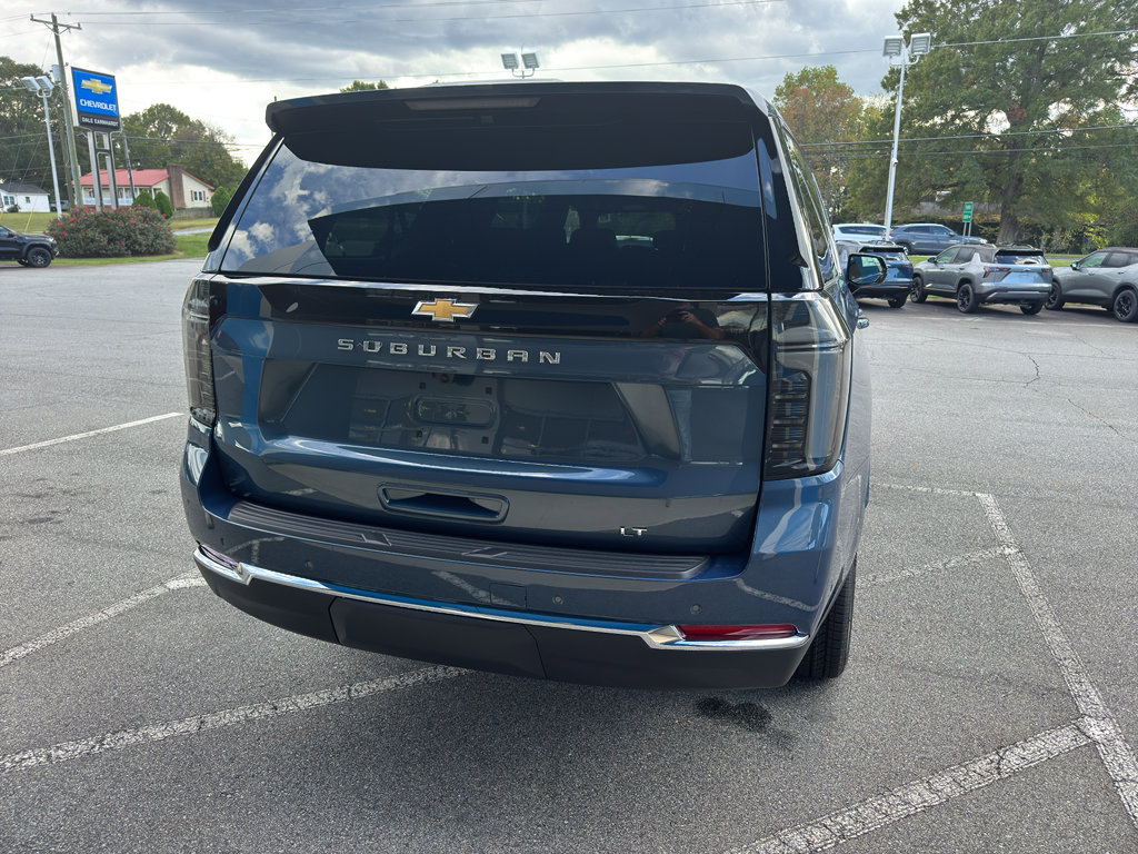 New 2026 Chevrolet Suburban LT w/ LPO, Chrome Package image 5
