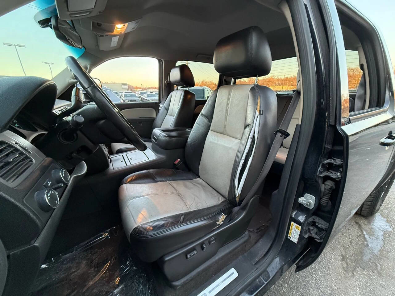 Used 2010 GMC Sierra 1500 SLT w/ All-Terrain Package image 7