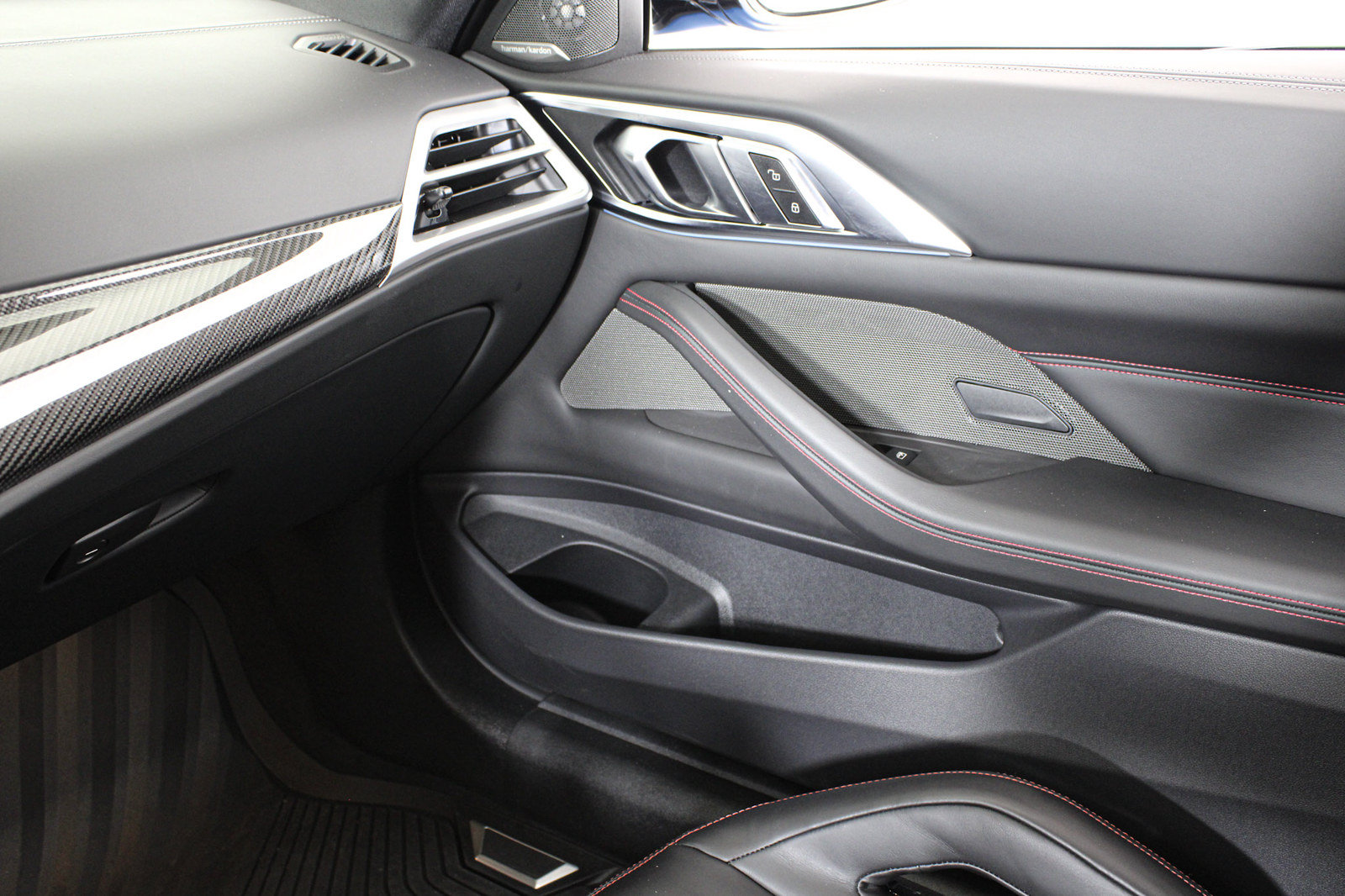 Used 2025 BMW M4 CS AWD/4WD image 42