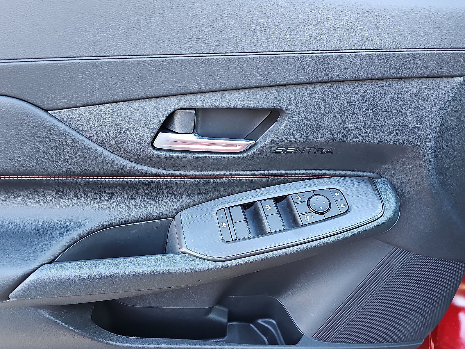 New 2026 Nissan Sentra SR w/ Floor Mat Package image 8