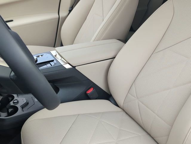 New 2026 BMW iX xDrive45 w/ Premium Package image 17