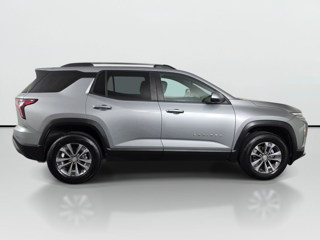 Used 2025 Chevrolet Equinox LT w/ Convenience Package II FWD image 7