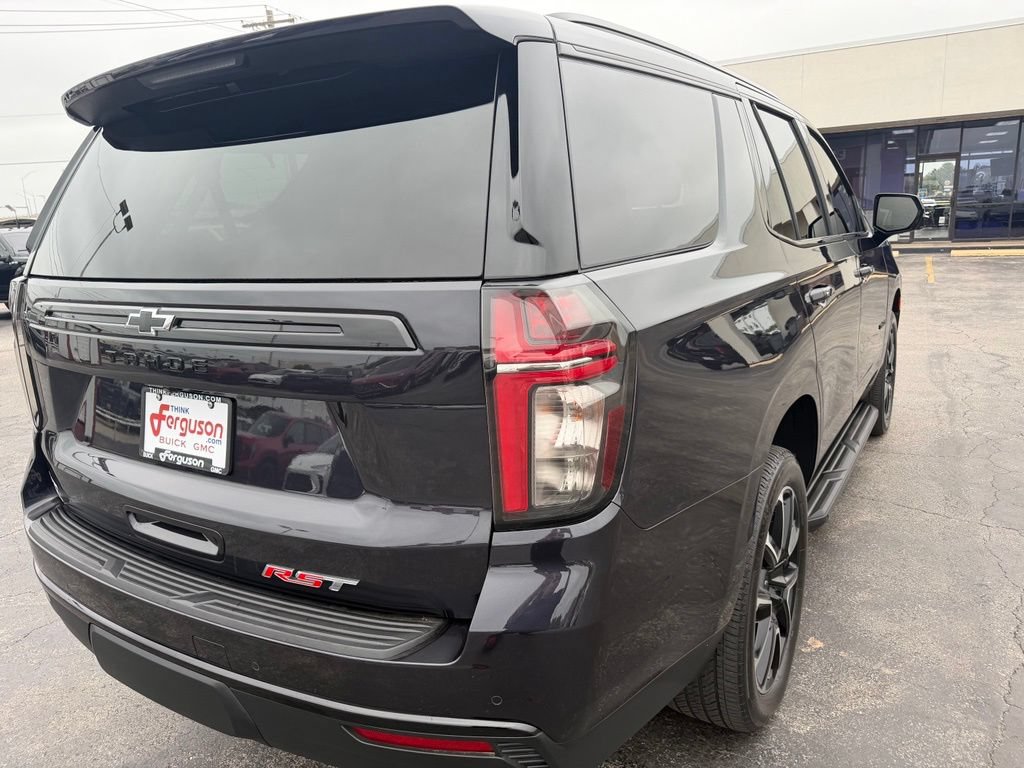 Used 2024 Chevrolet Tahoe RST w/ Luxury Package AWD/4WD image 4